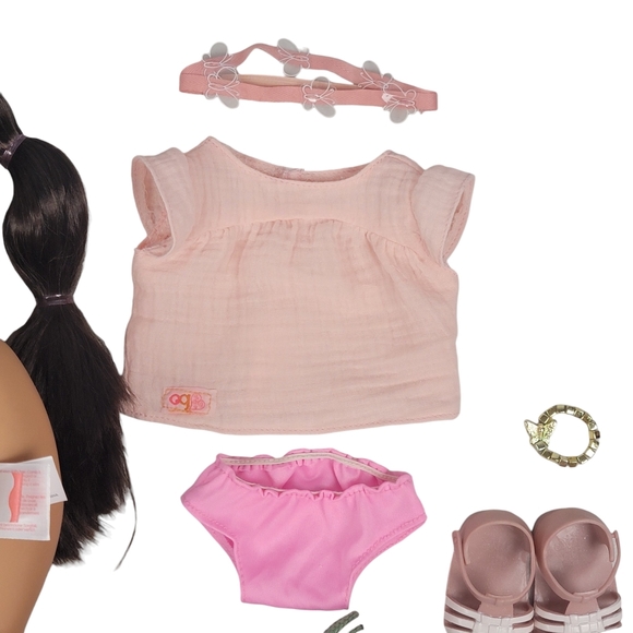 Our Generation 18" Doll with Outfit - Battat - Picture 5 of 9